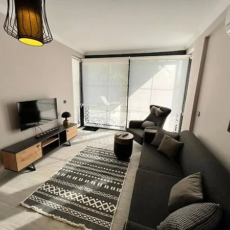 Serenity In Designer Вилла